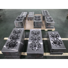 Non-standard blow molding mould base processing